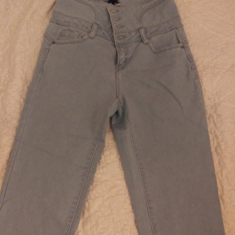 jeans buttlifting high rise